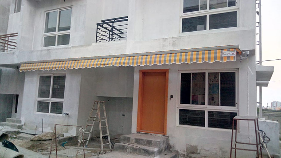 Retractable-Awnings-1